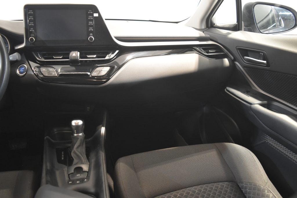 İkinci El Toyota C-HR 1.8 Hybrid 4x2 Flame e-CVT 122HP 2021 İlan No:12563 - Satılık Araba Fiyat - Otoshops