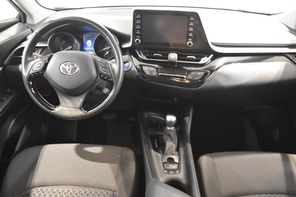 İkinci El Toyota C-HR 1.8 Hybrid 4x2 Flame e-CVT 122HP 2022 - Satılık Araba Fiyat - Otoshops
