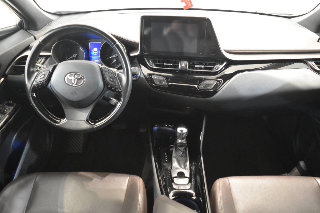 İkinci El Toyota C-HR 1.8 Hybrid 4x2 Diamond e-CVT 122HP 2018 - Satılık Araba Fiyat - Otoshops