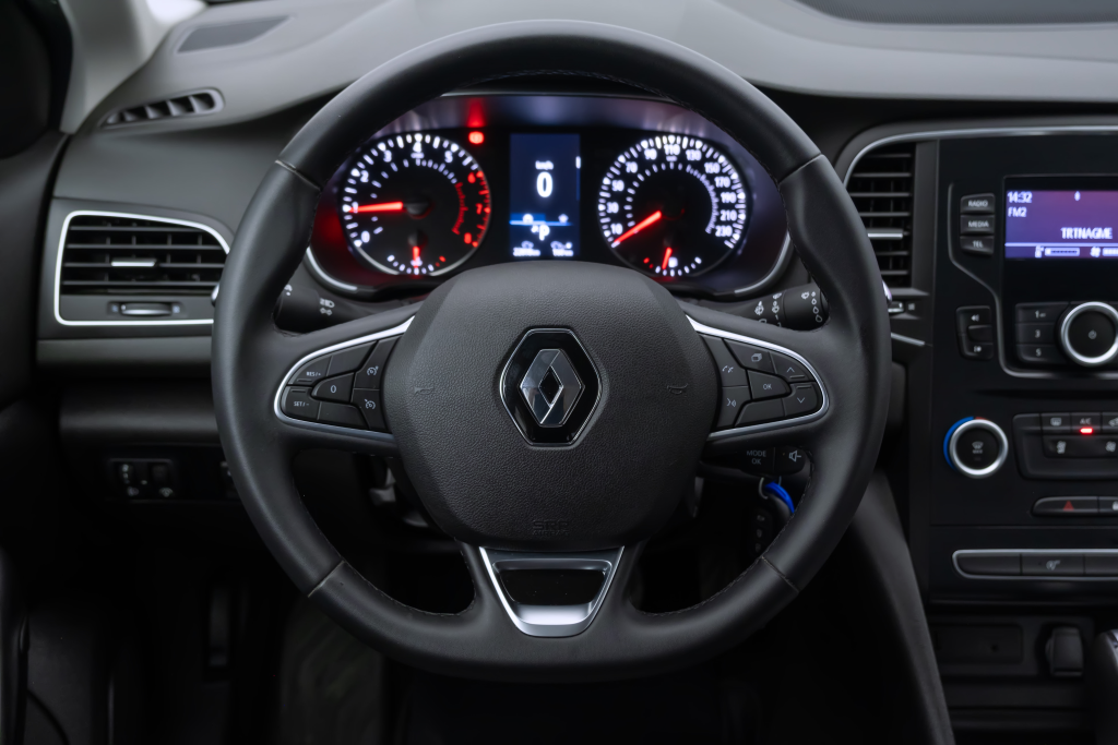 İkinci El Renault Megane Sedan 1.3 Tce Joy Edc 140HP 2022 İlan No:14327 - Satılık Araba Fiyat - Otoshops