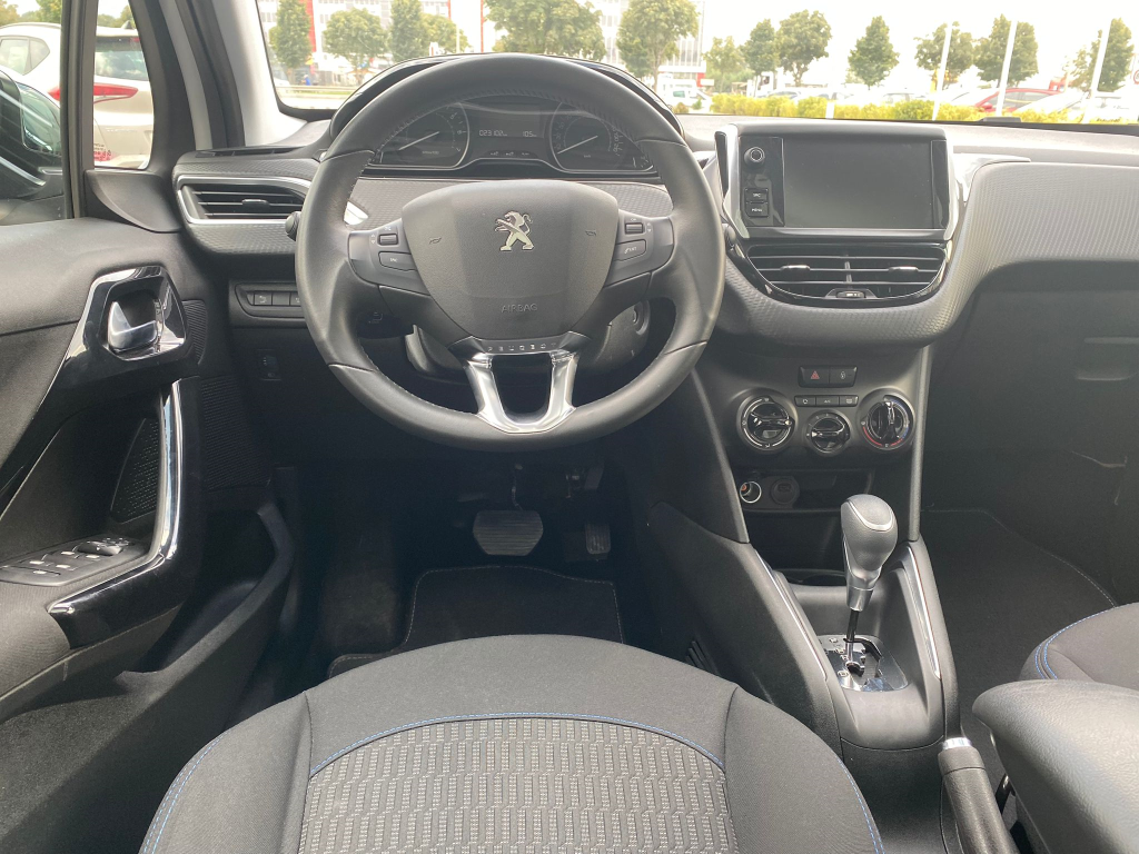 İkinci El Peugeot 208 1.2 Puretech Start&Stop Signature Eat6 110HP 2019 İlan No:14568 - Satılık Araba Fiyat - Otoshops