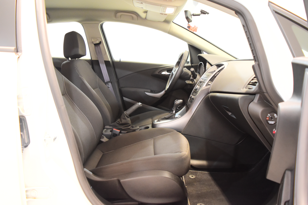 İkinci El Opel Astra Sedan 1.4 Turbo Edition Plus 140HP 2020 - Satılık Araba Fiyat - Otoshops