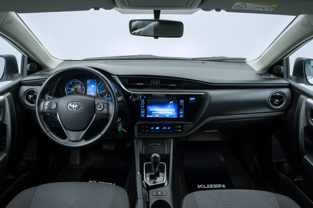 İkinci El Toyota Corolla 1.4 D-4D Touch M/M 90HP 2018 İlan No:14790 - Satılık Araba Fiyat - Otoshops