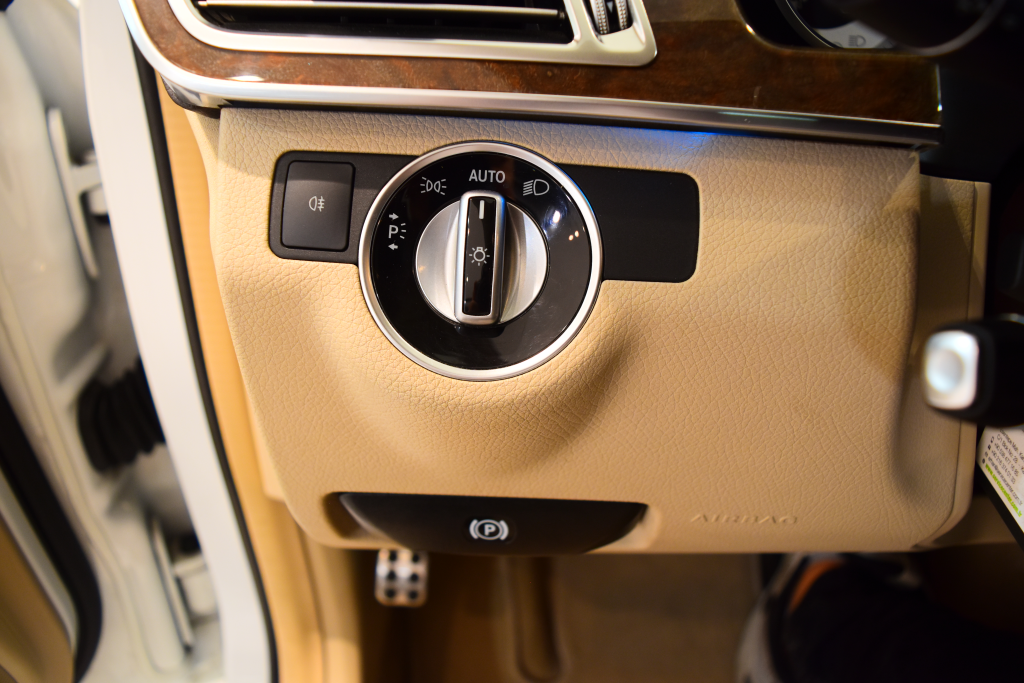 İkinci El Mercedes-Benz E 250 Editione 211HP 2015 - Satılık Araba Fiyat - Otoshops