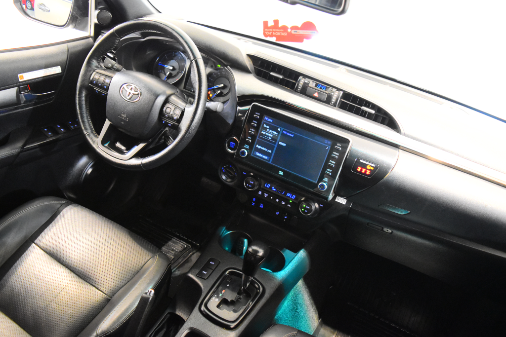 İkinci El Toyota Hi-Lux 2.4 D-4D 4x4 Invincible 150HP 2022 İlan No:14902 - Satılık Araba Fiyat - Otoshops