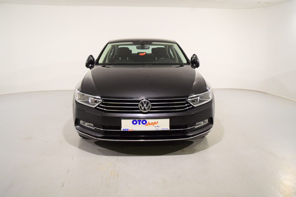 İkinci El Volkswagen Passat 1.6 Tdi Bmt Comfortline Dsg 120HP 2019 İlan No:16425 - Satılık Araba Fiyat - Otoshops