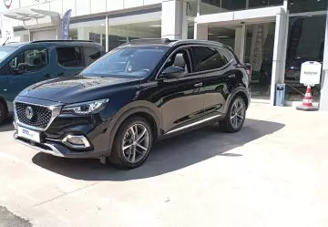 2023 MG HS 1.5 T GDI Luxury 162HP