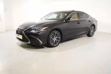 2023 Lexus ES 300h Business Plus e-CVT 218HP