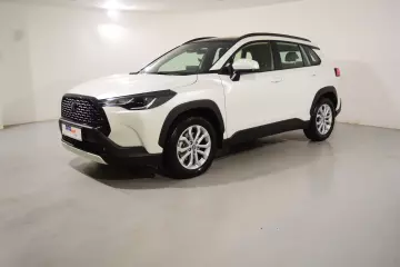 2024 Toyota Corolla Cross 1.8 Hybrid Flame X-Pack e-CVT 140HP