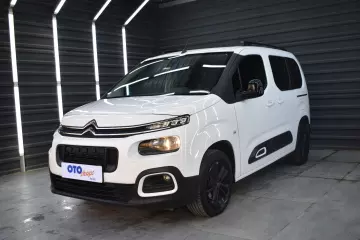2022 Citroen Berlingo 1.5 Bluehdi Shine Eat8 130HP