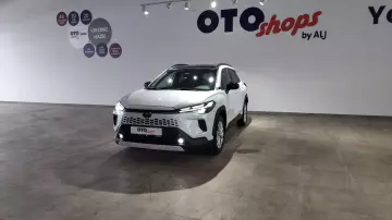 2025 Toyota Corolla Cross 1.8 Hybrid Passion e-CVT 140HP Facelift