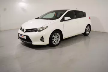 2013 Toyota Auris 1.4 D-4D Advance Skypack M/M 90HP