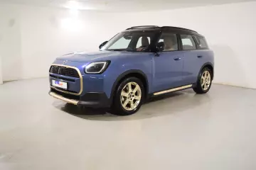 2025 Mini Cooper Countryman E Favoured 204HP