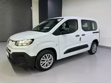 2025 Fiat Doblo Combi 1.5 Bluehdi Easy E6.4 130HP