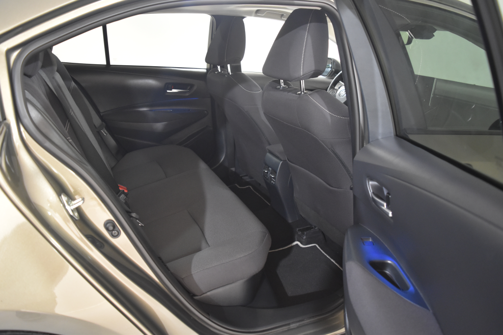 İkinci El Toyota Corolla 1.8 Hybrid Flame X-Pack E-CVT 122HP 2022 - Satılık Araba Fiyat - Otoshops