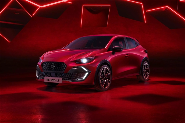 Otomotiv Gazetecileri Derneği Seçti: Türkiye'de Yılın Otomobili 2026 Renault Clio!